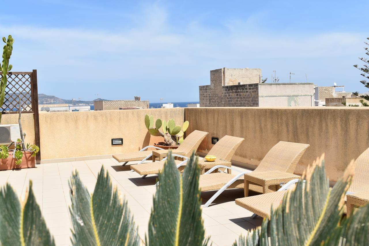 Hotel Il Portico Favignana Luaran gambar