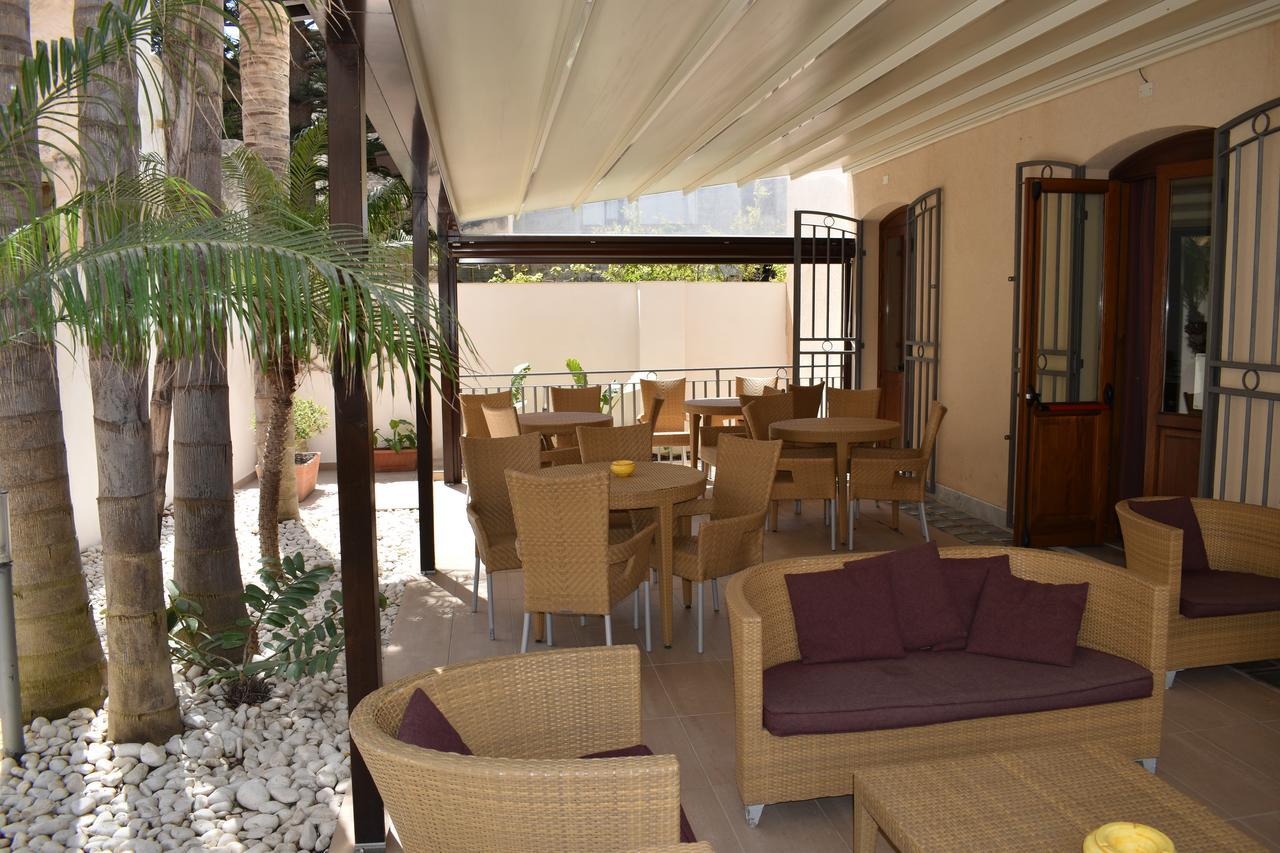 Hotel Il Portico Favignana Luaran gambar