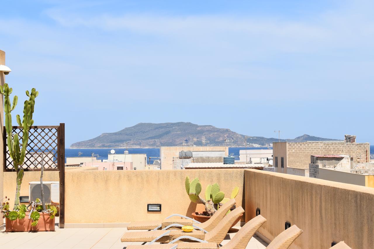 Hotel Il Portico Favignana Luaran gambar