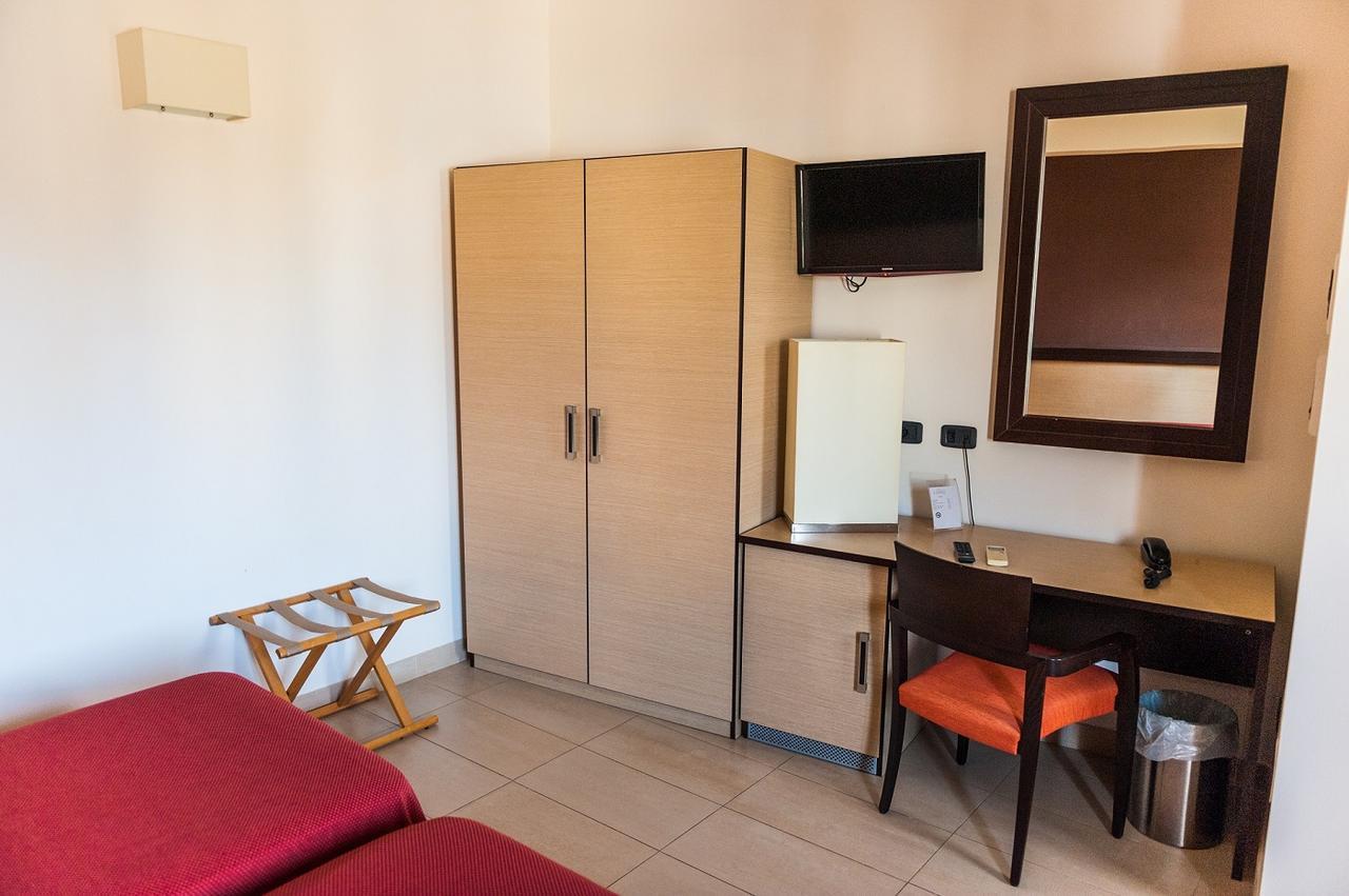 Hotel Il Portico Favignana Luaran gambar